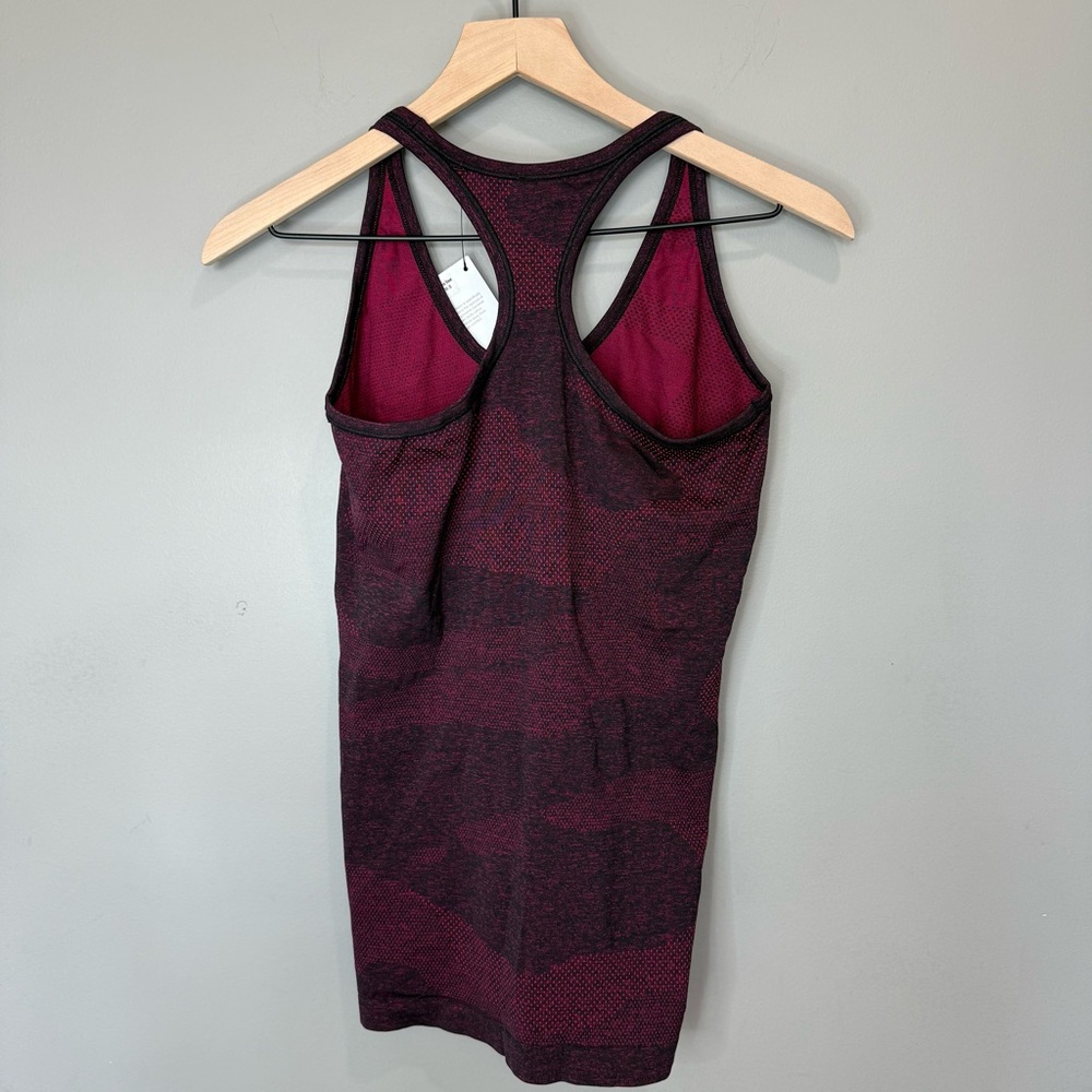 HPE (Human Performance Engineering) Racerback Tank Top Size Small - Picture 5 of 5
